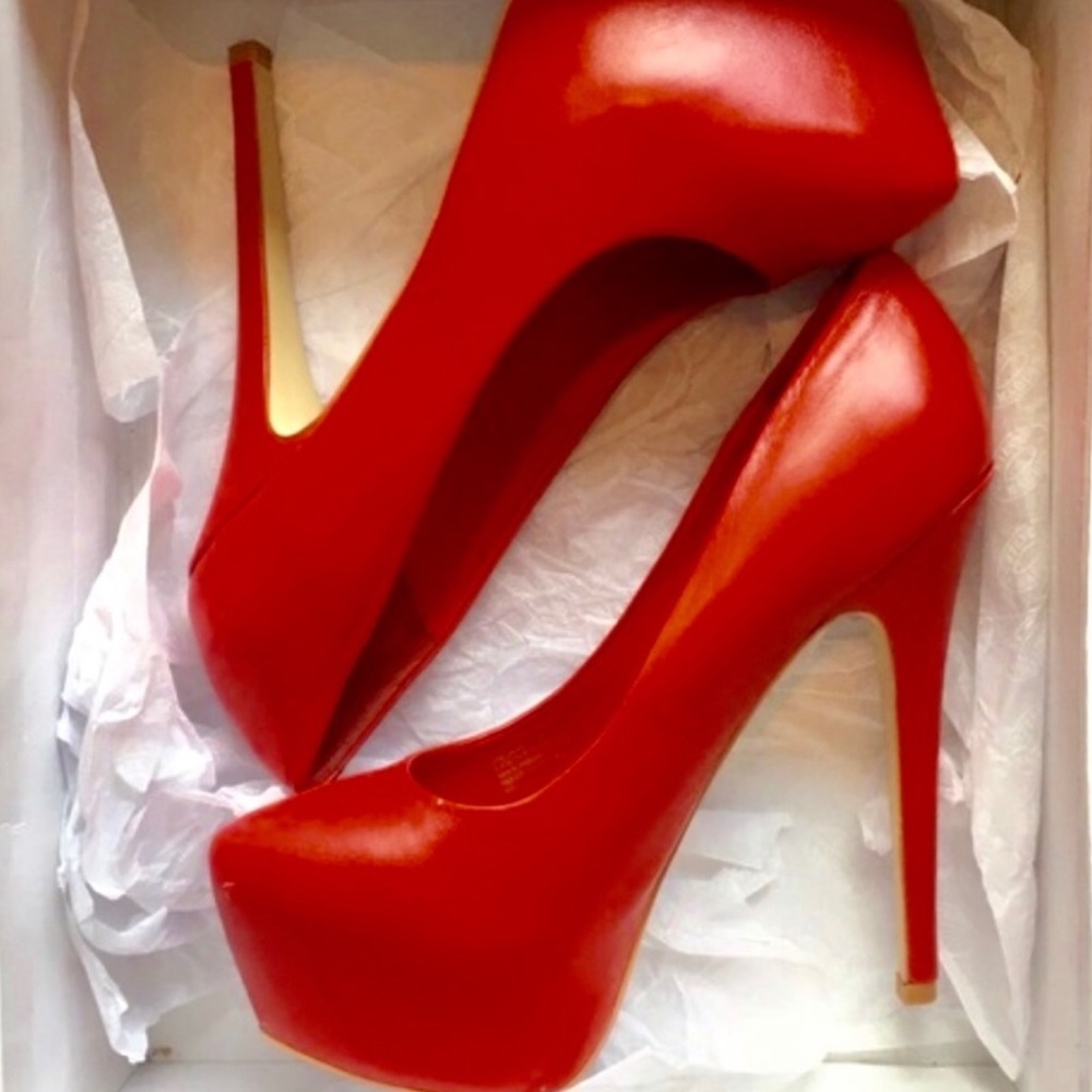 PRICE DROP TO SELL QUICKLY